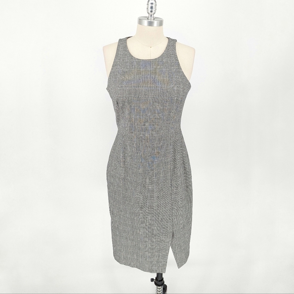 Banana Republic Plaid Sheath Dress Gray 8 Business casual preppy classic office